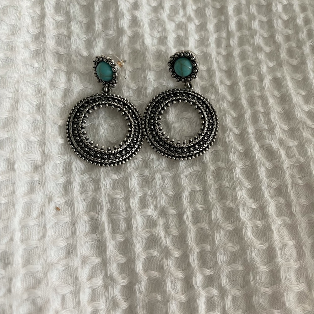 Francesca's earrings - Picture 4 of 4